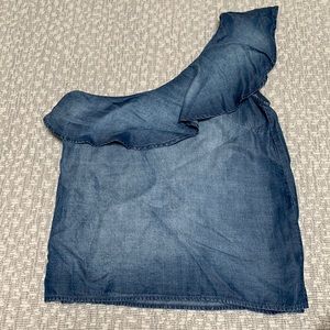 BELLA DAHL Denim One Shoulder Ruffle Tank